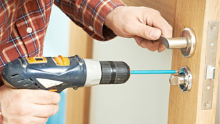 Automotive Locksmith at 02062, Massachusetts